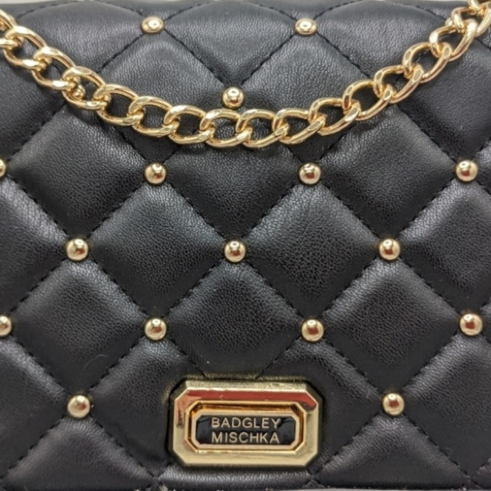 Badgley Mischka Quilted Handbag & Phone Case Set